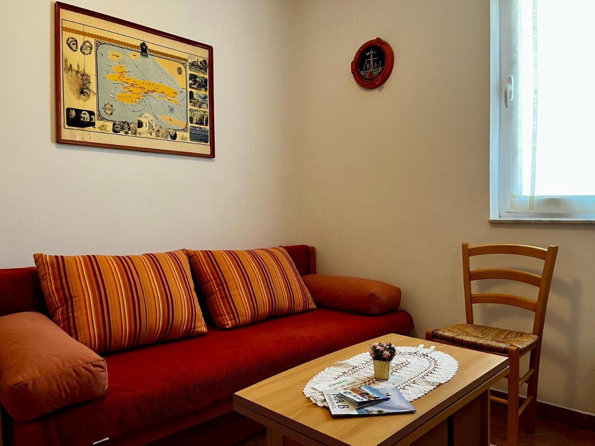 Apartments Maricic Banjol 외부 사진